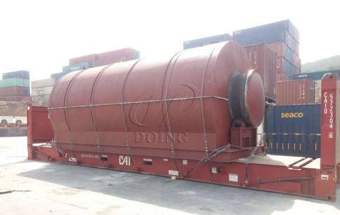 One set 12T convert plastic to oil machine to Egypt on delivery