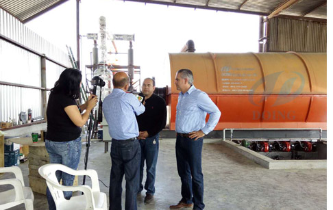  Tire scrap recycling to oil pyrolysis plant installed in Mexico and reported by local news