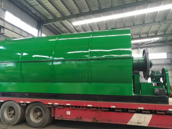 plastic pyrolysis machine