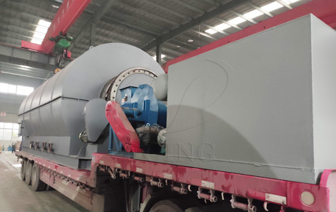 One set 12TPD waste plastic recycling to fuel oil machine was sent to the Philippines