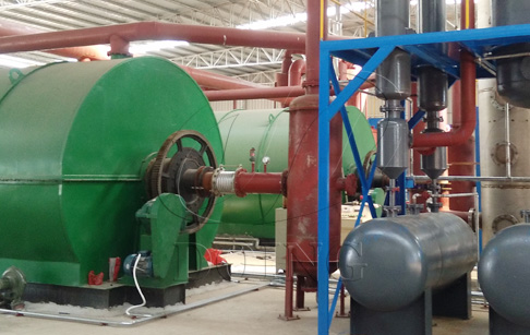 Scrap tyre pyrolysis to oil machine