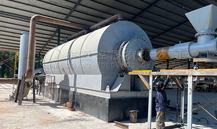 DOING semi-continuous waste tire pyrolysis machine